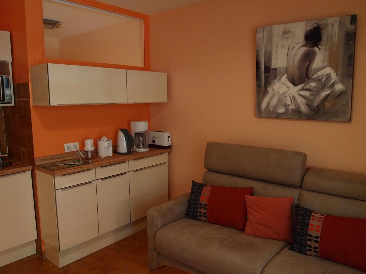 Appartement Fidji Saint-Cyr-sur-Mer Exterior photo